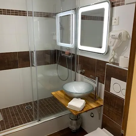 Linda City Apartment